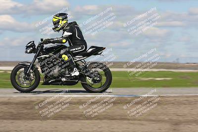 media/Feb-10-2024-TrackDaz (Sat) [[d83b097a69]]/B Group/1220pm (Wheelie Bump)/